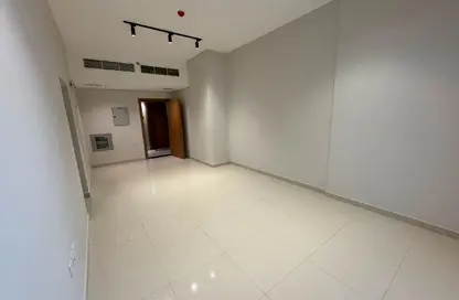 Apartment - 2 Bedrooms - 2 Bathrooms for rent in Al Rashidiya Towers - Al Rashidiya - Ajman Downtown - Ajman