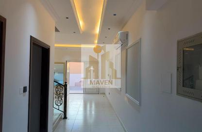 Apartment - 4 Bedrooms - 5 Bathrooms for rent in Khalifa City - Abu Dhabi