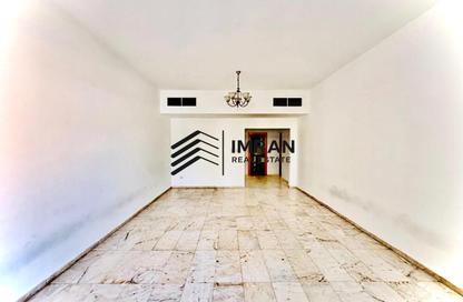 Apartment - 3 Bedrooms - 3 Bathrooms for rent in New Al Taawun Road - Al Taawun - Sharjah