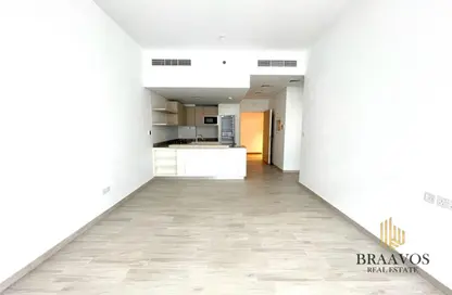 Apartment - 2 Bedrooms - 2 Bathrooms for rent in Belgravia 3B - Belgravia 3 - District 15 - Jumeirah Village Circle - Dubai