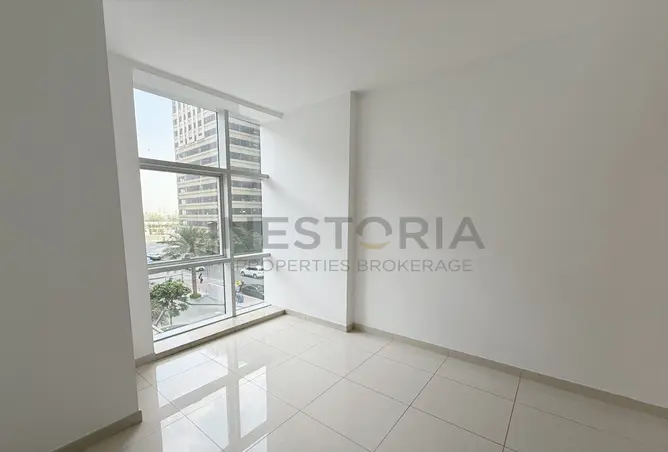 106835430 - Property Image 3