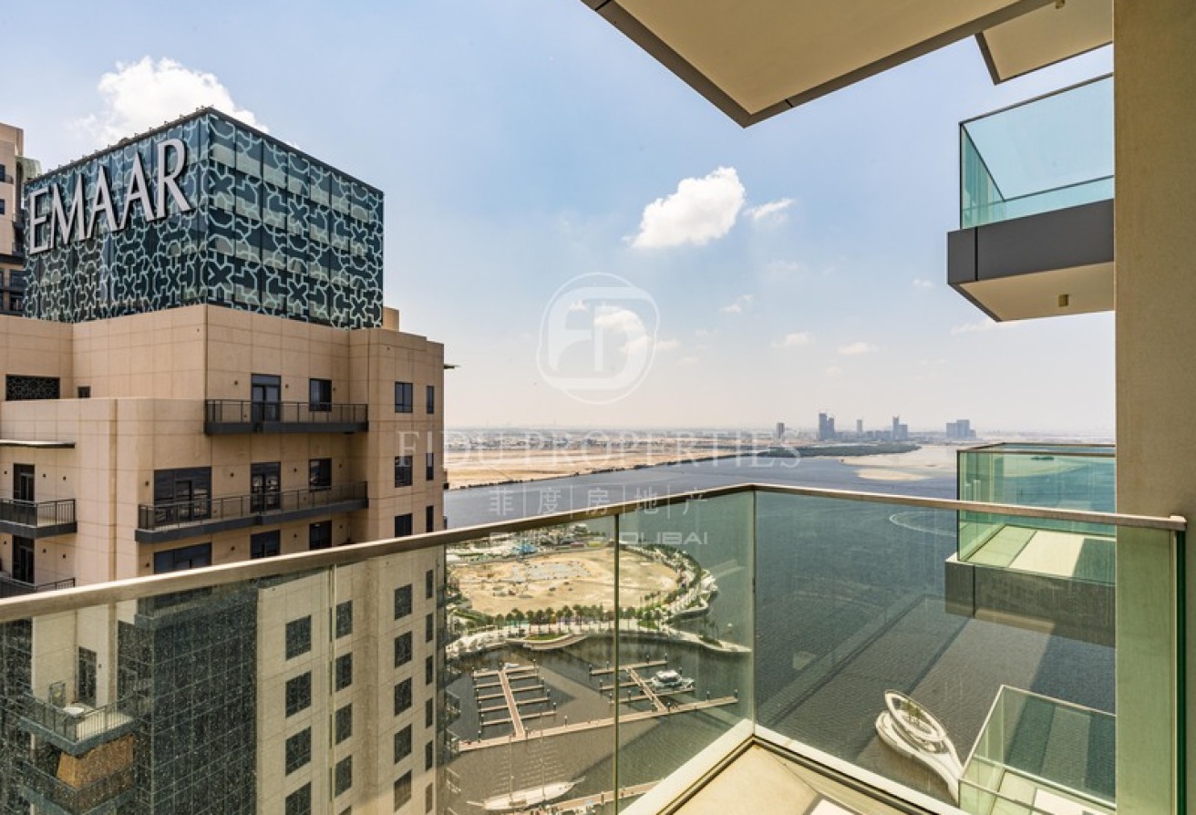 Exclusive | Midfloor | Seaview | Vacant