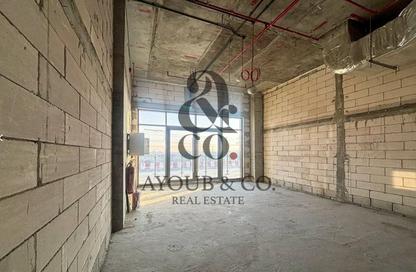 متجر - استوديو للايجار في عزيزي العنبر - الفرجان - دبي