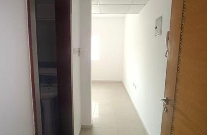 Apartment - Studio - 1 Bathroom for rent in New Al Taawun Road - Al Taawun - Sharjah