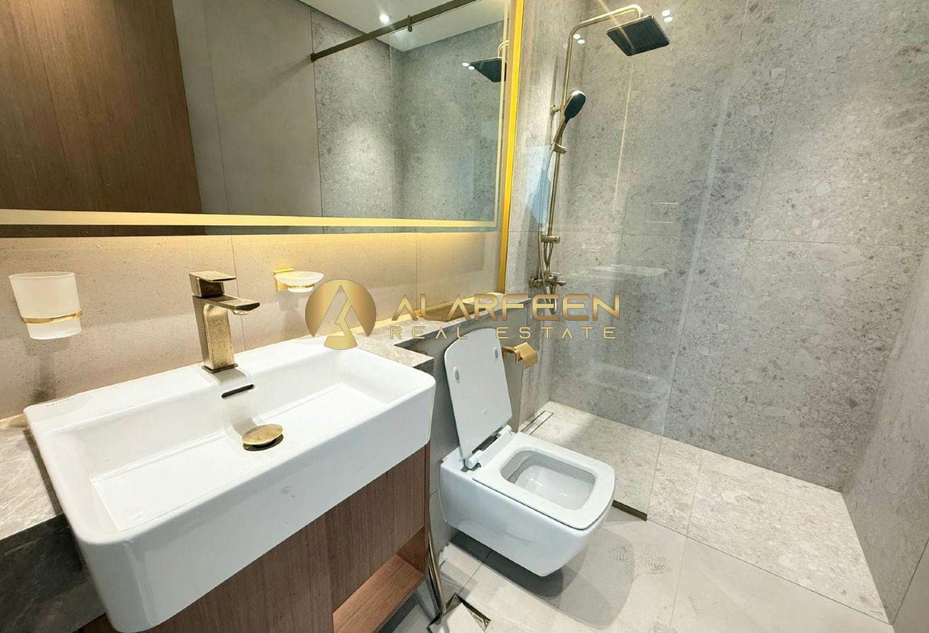 Semi Furnished | High-Floor | Well maintained photo 10