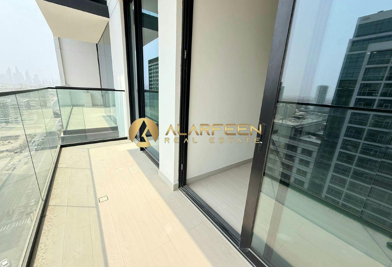 Semi Furnished | High-Floor | Well maintained photo 11