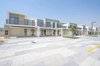 Townhouse - 3 Bedrooms - 4 Bathrooms for rent in Elan - Tilal Al Ghaf - Dubai