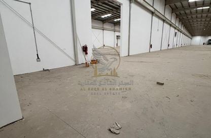 Warehouse - Studio - 5 Bathrooms for rent in Ali Mousa Building - Al Sajaa Industrial - Al Sajaa - Sharjah