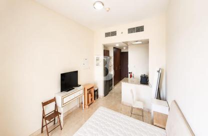 Apartment - Studio - 1 Bathroom for rent in Safeer Tower 1 - Safeer Towers - Business Bay - Dubai