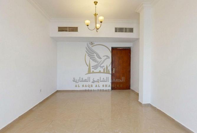 136566423 - Property Image 2