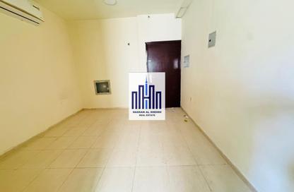 Apartment - Studio - 1 Bathroom for rent in Muwailih Building - Muwaileh - Sharjah