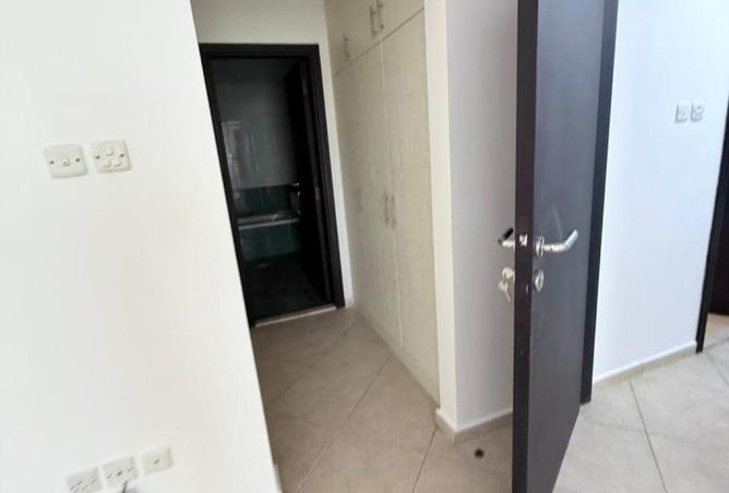 73858000 - Property Image 2