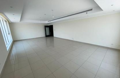 Apartment - 3 Bedrooms - 4 Bathrooms for rent in Al Mamzar Tower - Al Mamzar - Sharjah - Sharjah