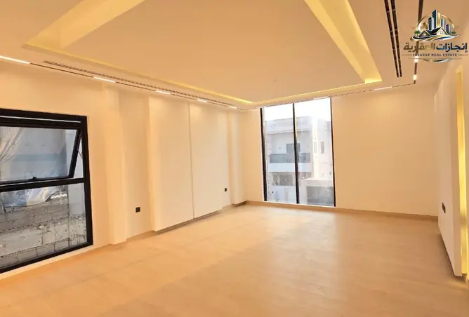 148644494 - Property Image 3