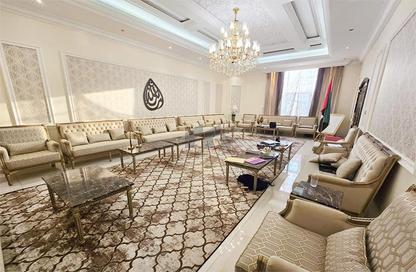 Villa - 7+ Bedrooms - 7+ Bathrooms for rent in Baniyas - Abu Dhabi