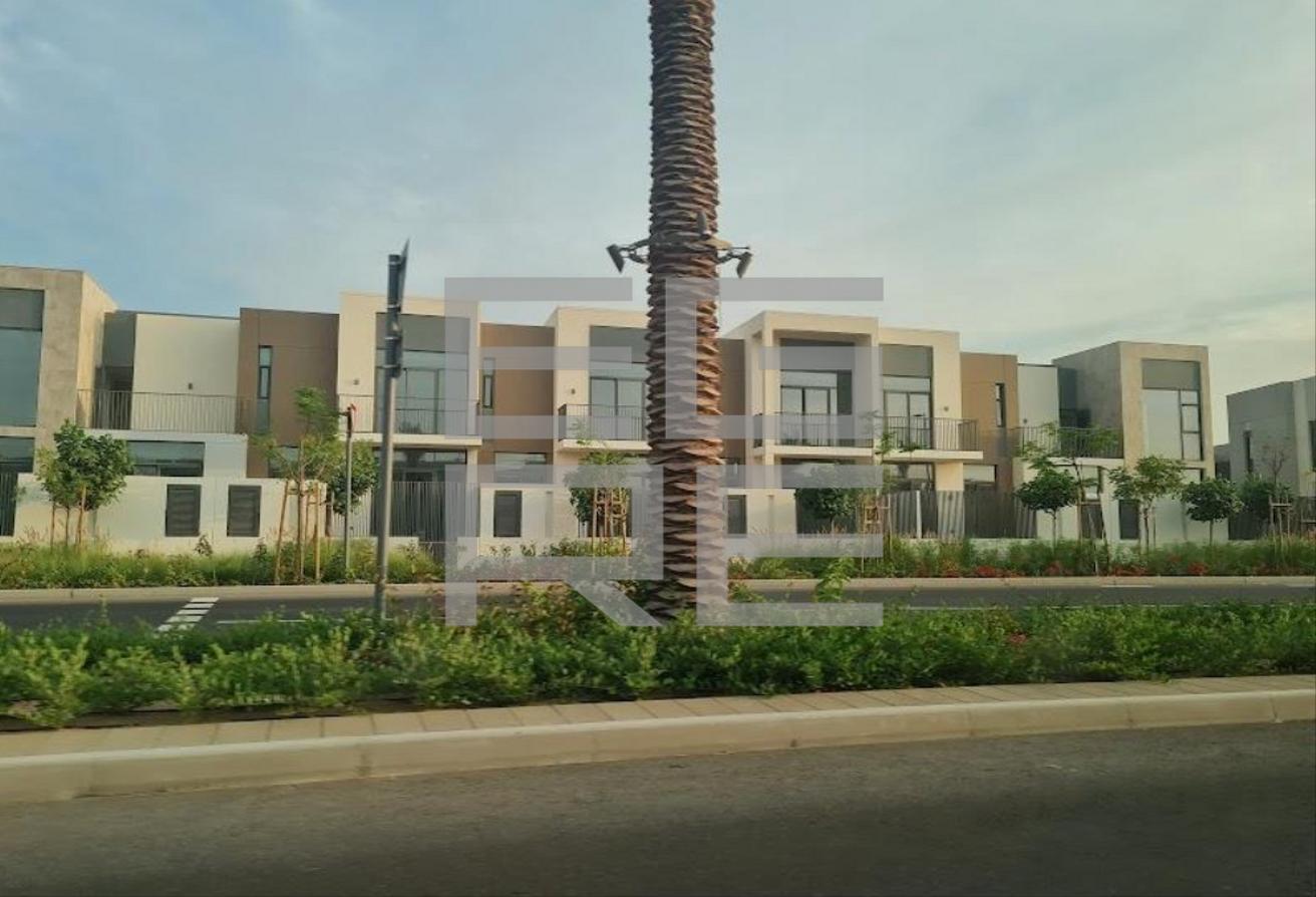 4 BR Luxurious Villa | Spacious | Vacant photo 10
