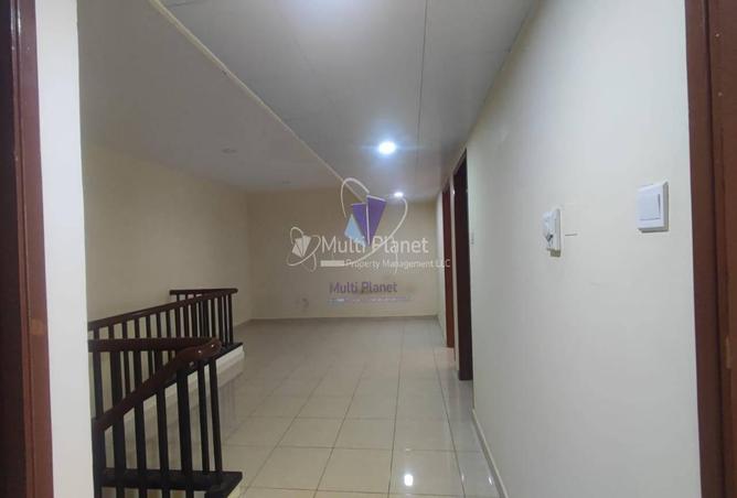 52390915 - Property Image 3