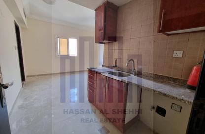 Apartment - Studio - 1 Bathroom for rent in Muwailih Building - Muwaileh - Sharjah