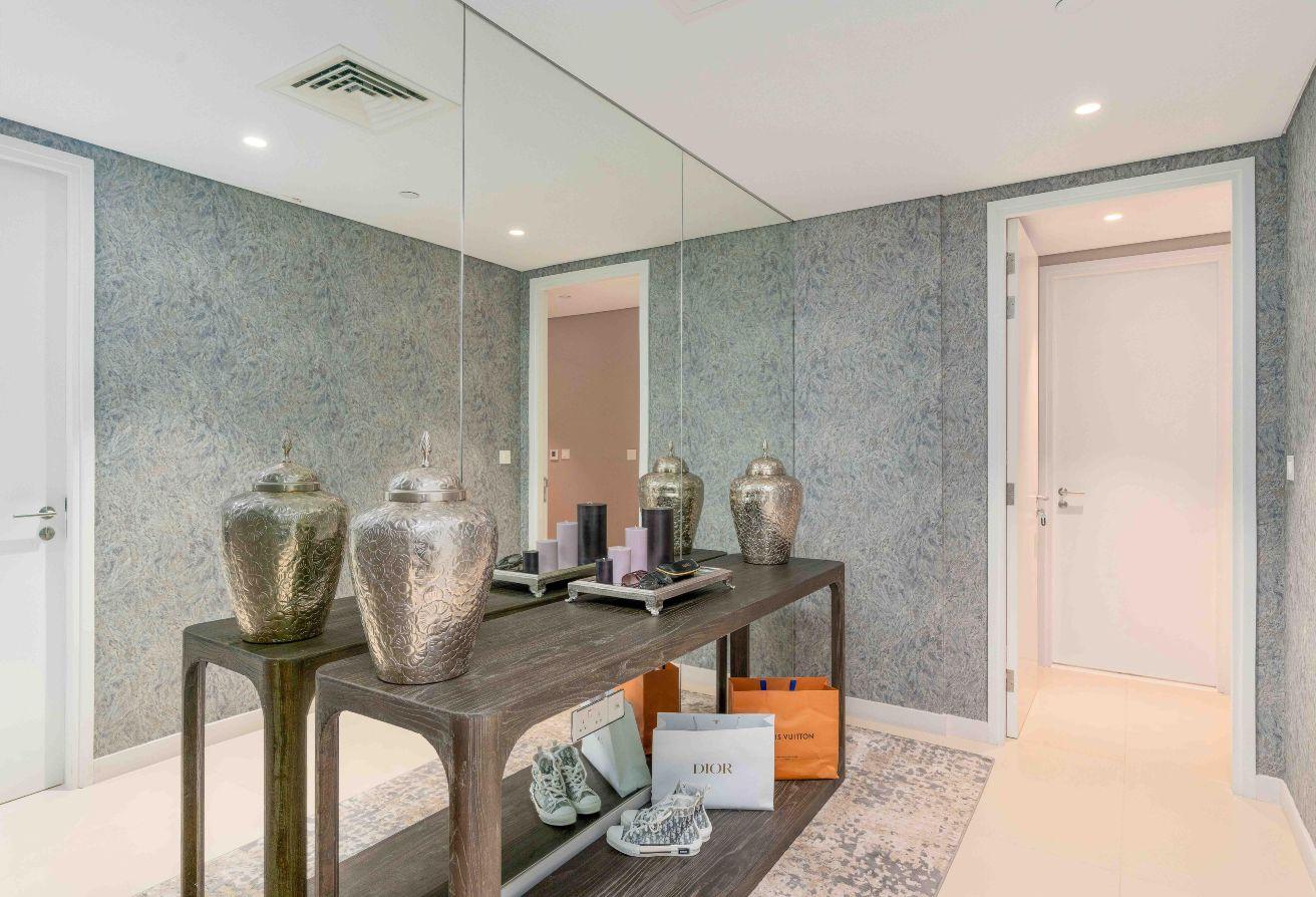 Luxury Furnished 2 Bed | Modern Layout | Vacant photo 12
