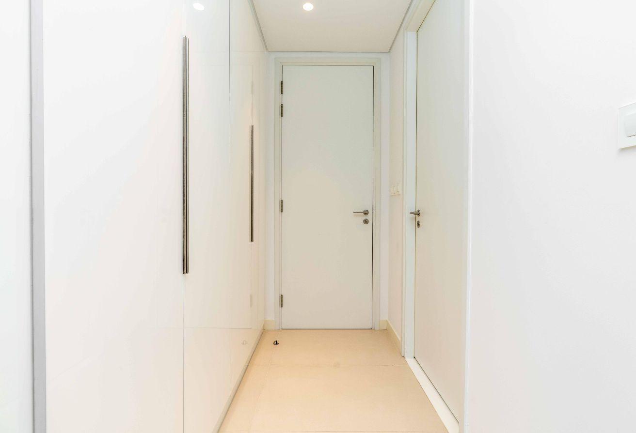 Luxury Furnished 2 Bed | Modern Layout | Vacant photo 20