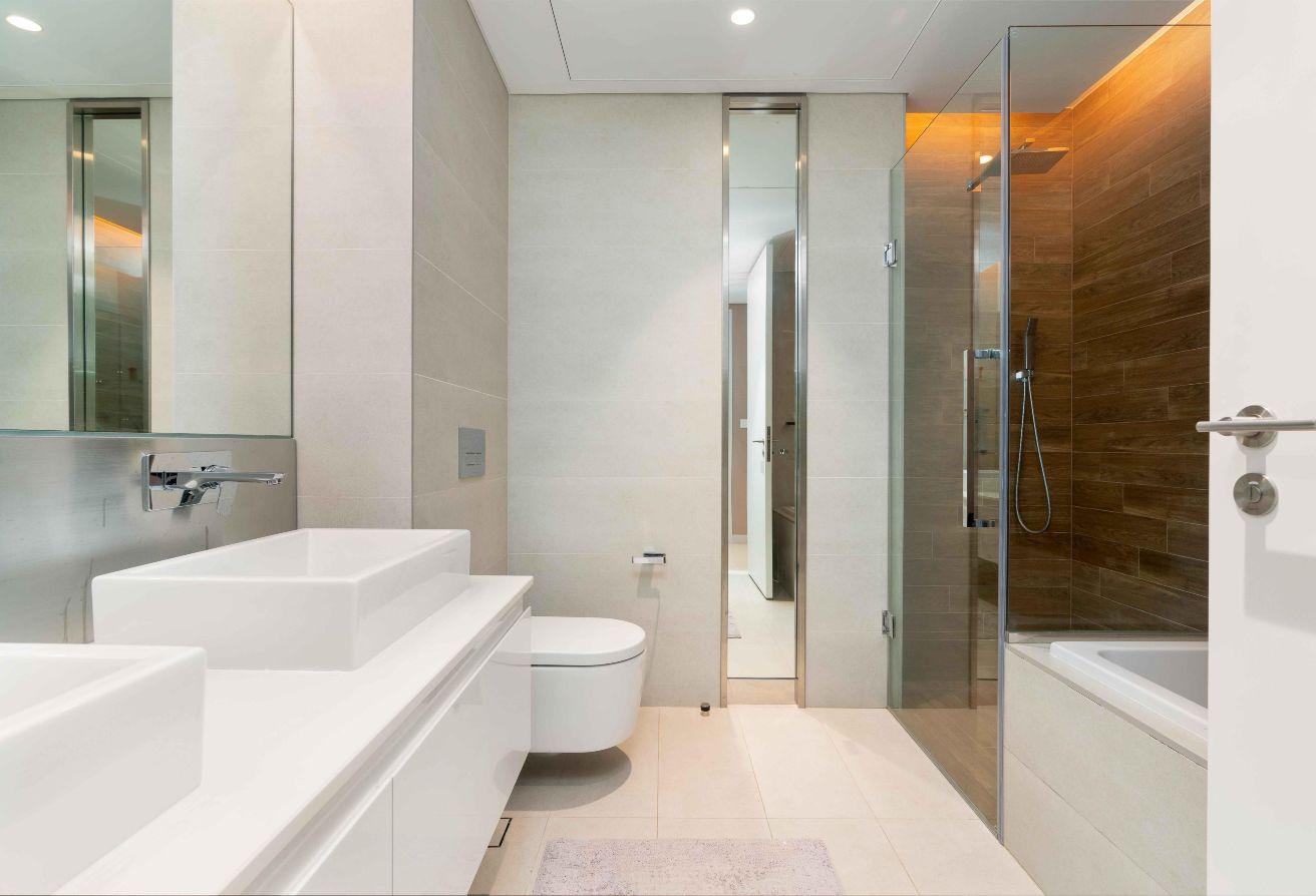Luxury Furnished 2 Bed | Modern Layout | Vacant photo 19