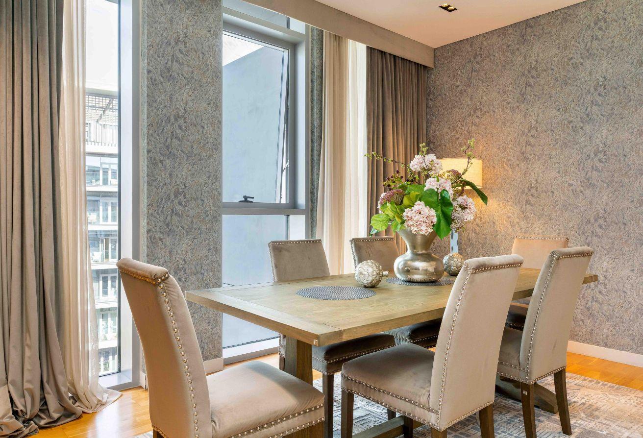 Luxury Furnished 2 Bed | Modern Layout | Vacant photo 7