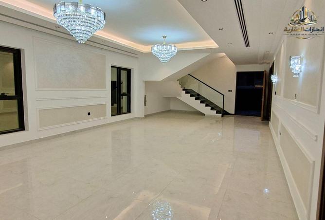 99118308 - Property Image 3