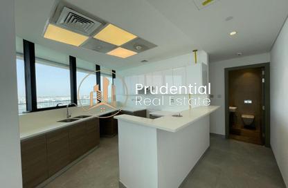 Apartment - 2 Bedrooms - 4 Bathrooms for rent in Al Sail Tower - Al Dana - Al Raha Beach - Abu Dhabi