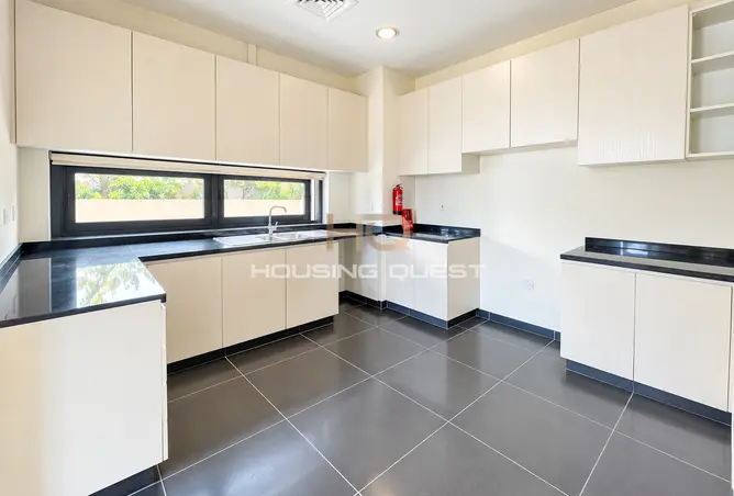 165057162 - Property Image 3