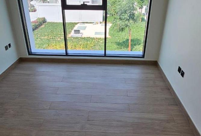 82799971 - Property Image 3