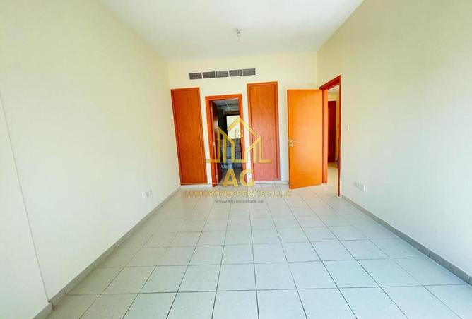 56948303 - Property Image 2