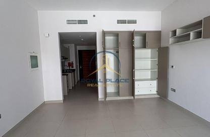 Apartment - Studio - 1 Bathroom for rent in Al Waleed Garden 2 - Al Waleed Garden - Al Jaddaf - Dubai
