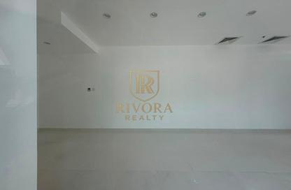 Shop - Studio for rent in Al Souk Al Kabeer - Bur Dubai - Dubai Shop - Studio for rent in Al Souk Al Kabeer - Bur Dubai - Dubai