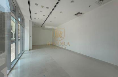 Shop - Studio for rent in Al Souk Al Kabeer - Bur Dubai - Dubai Shop - Studio for rent in Al Souk Al Kabeer - Bur Dubai - Dubai