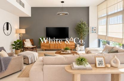 Apartment - 3 - 4 for sale in Golf Promenade 3B - Golf Promenade 3 - Golf Town - Damac Hills - Dubai