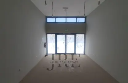 Warehouse - Studio - 1 Bathroom for rent in Al Sajaa Industrial - Al Sajaa - Sharjah