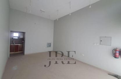 Warehouse - Studio - 1 Bathroom for rent in Al Sajaa Industrial - Al Sajaa - Sharjah