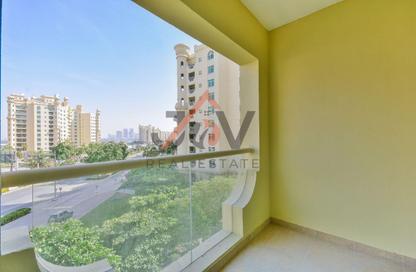 Apartment - 3 Bedrooms - 5 Bathrooms for rent in Al Habool - Shoreline Apartments - Palm Jumeirah - Dubai