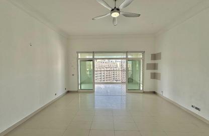 Apartment - 2 Bedrooms - 3 Bathrooms for sale in Al Hamri - Shoreline Apartments - Palm Jumeirah - Dubai