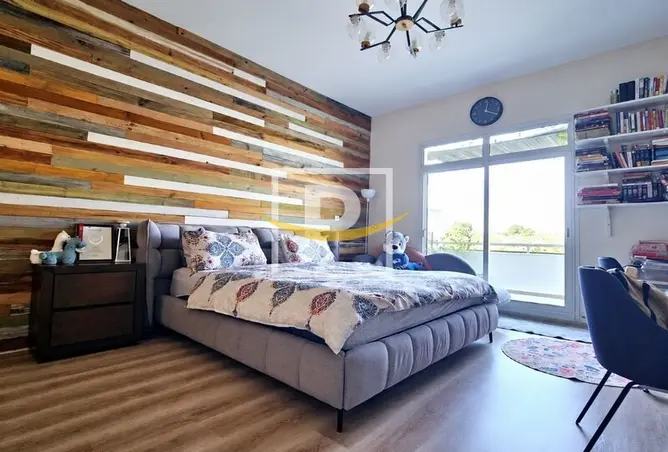 156928412 - Property Image 2