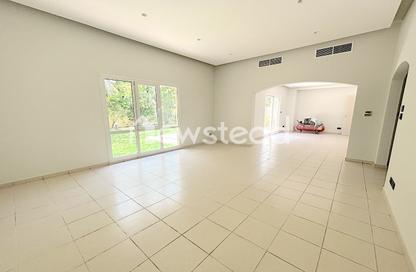 Villa - 3 Bedrooms - 4 Bathrooms for rent in Meadows 9 - Meadows - Dubai