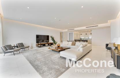 Apartment - 4 Bedrooms - 5 Bathrooms for rent in The One JBR - Jumeirah Beach Residence - Dubai