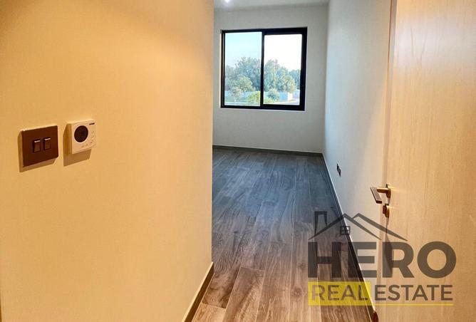 70698125 - صورة العقار 3