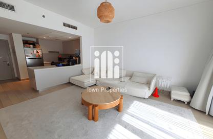 Apartment - 2 - 2 for sale in Waters Edge - Yas Island - Abu Dhabi