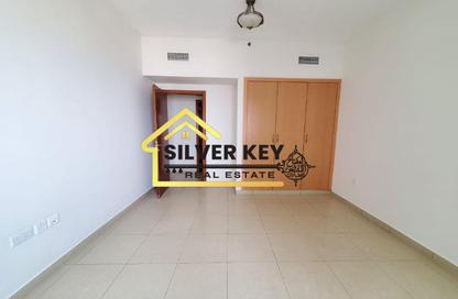 Apartment - 4 - 3 for rent in Al Majaz 3 - Al Majaz - Sharjah