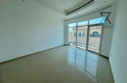 Villa - Studio - 4 for rent in KML Business Centre - Al Quoz 1 - Al Quoz - Dubai