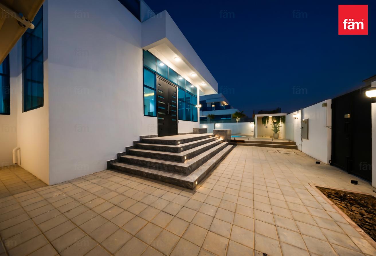 Suburban villa for family, easy access to the city photo 19