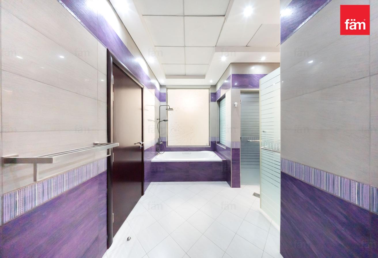 Suburban villa for family, easy access to the city photo 24