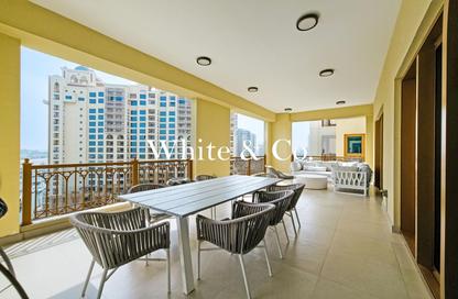 Apartment - 3 Bedrooms - 3 Bathrooms for sale in Marina Residences 4 - Marina Residences - Palm Jumeirah - Dubai