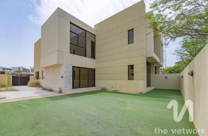 Villa - 4 Bedrooms - 5 Bathrooms for rent in The Turf - DAMAC Hills - Dubai